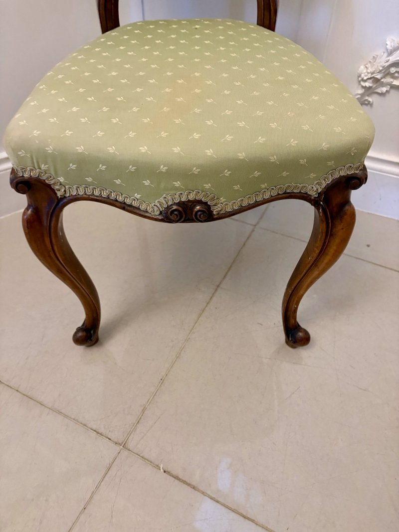 Pair of Antique Victorian Quality Carved Walnut Side Chairs - Image 9